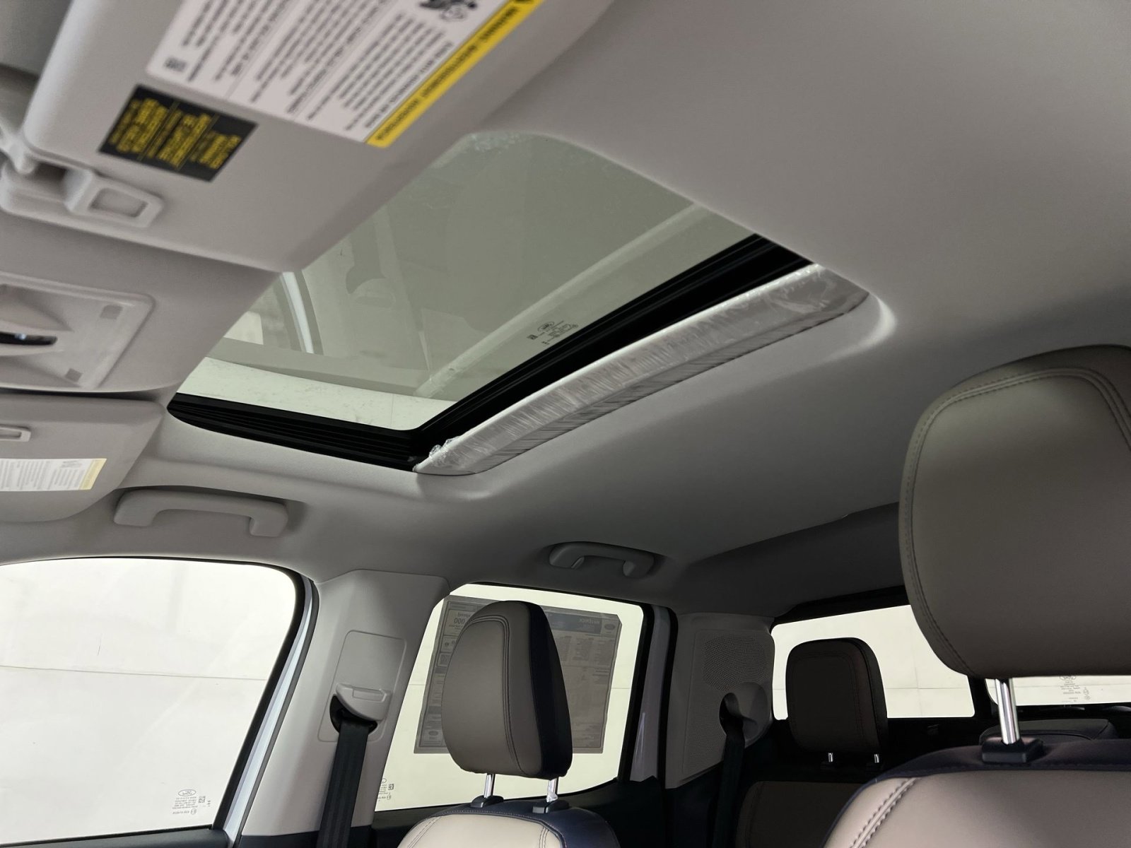 New 2025 Ford Maverick Lariat w/ 4K Tow Package image 24