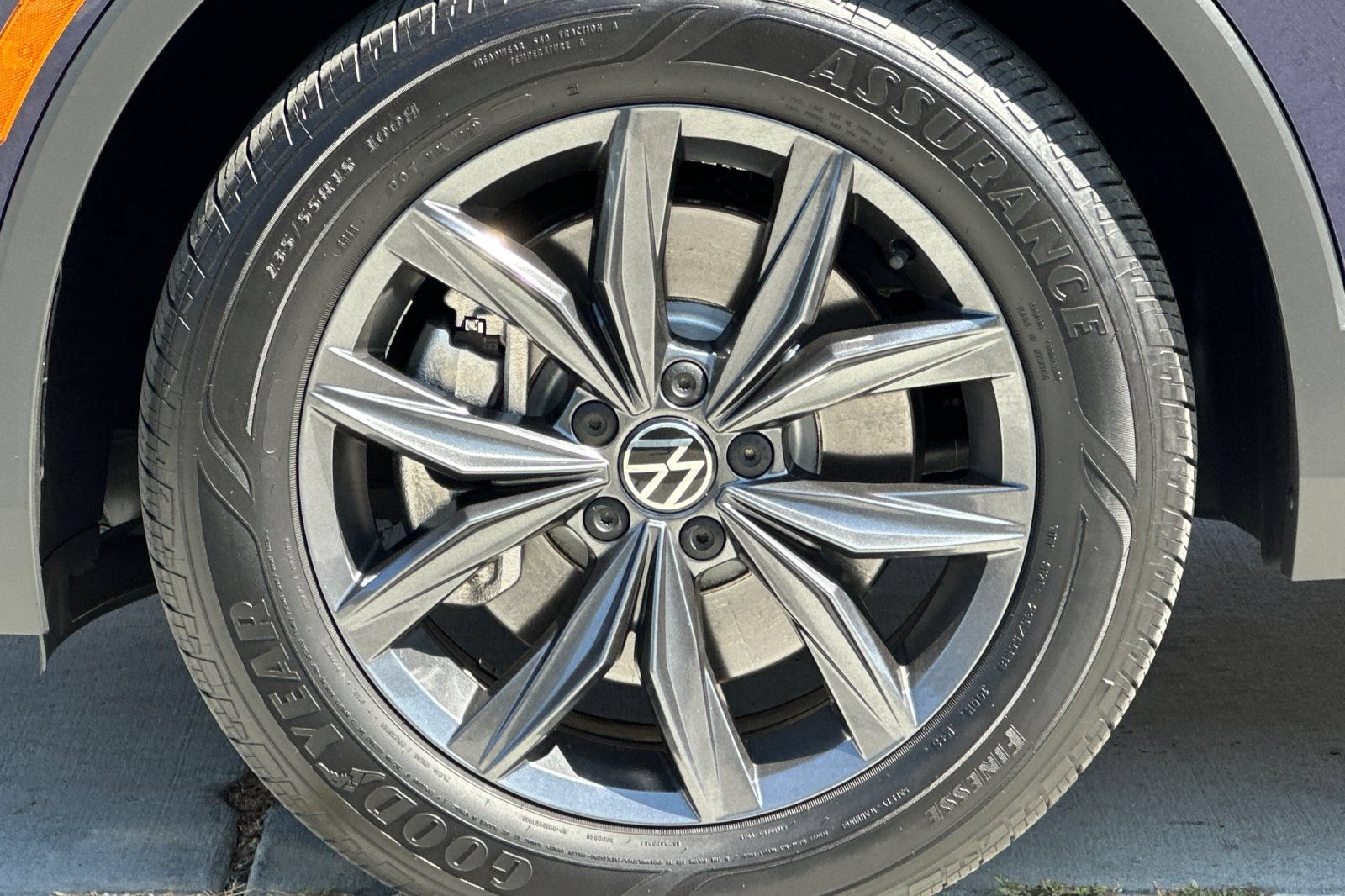 Used 2023 Volkswagen Tiguan SE FWD image 27