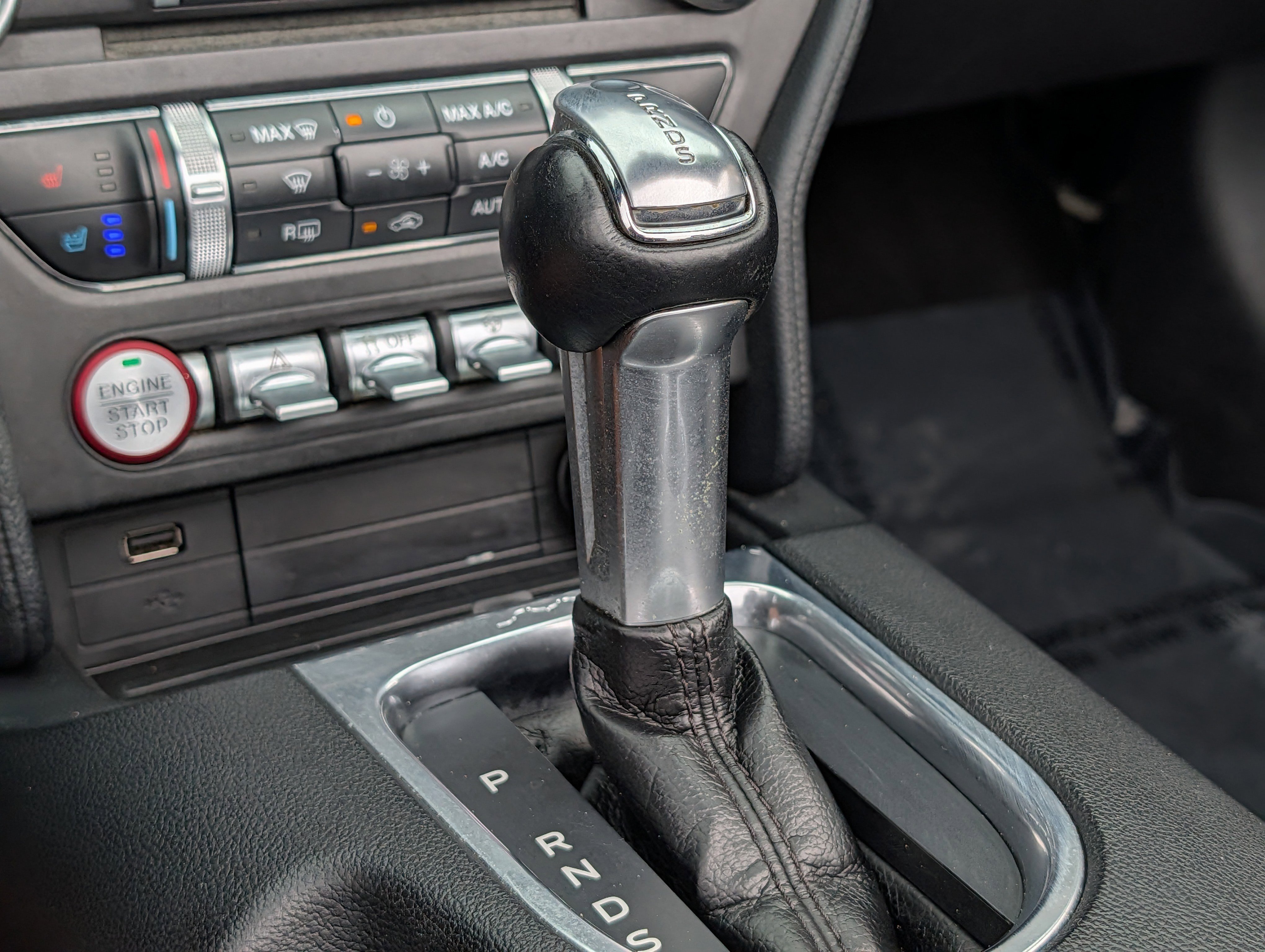 Certified 2018 Ford Mustang Premium RWD image 24