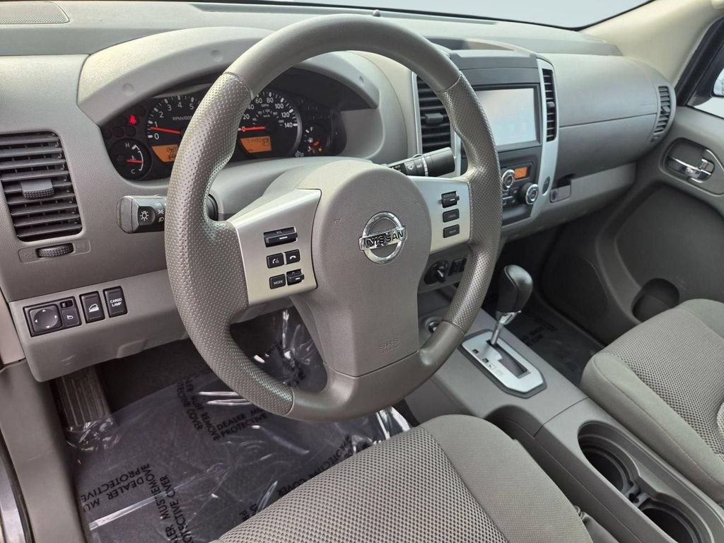 Used 2021 Nissan Frontier SV AWD/4WD image 14