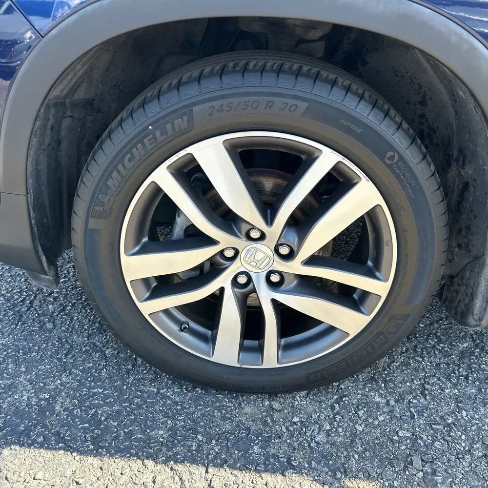 Used 2017 Honda Pilot Touring image 15
