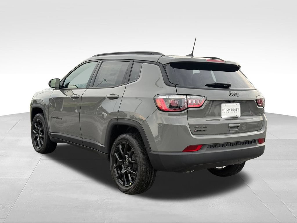 New 2026 Jeep Compass Latitude AWD/4WD image 3