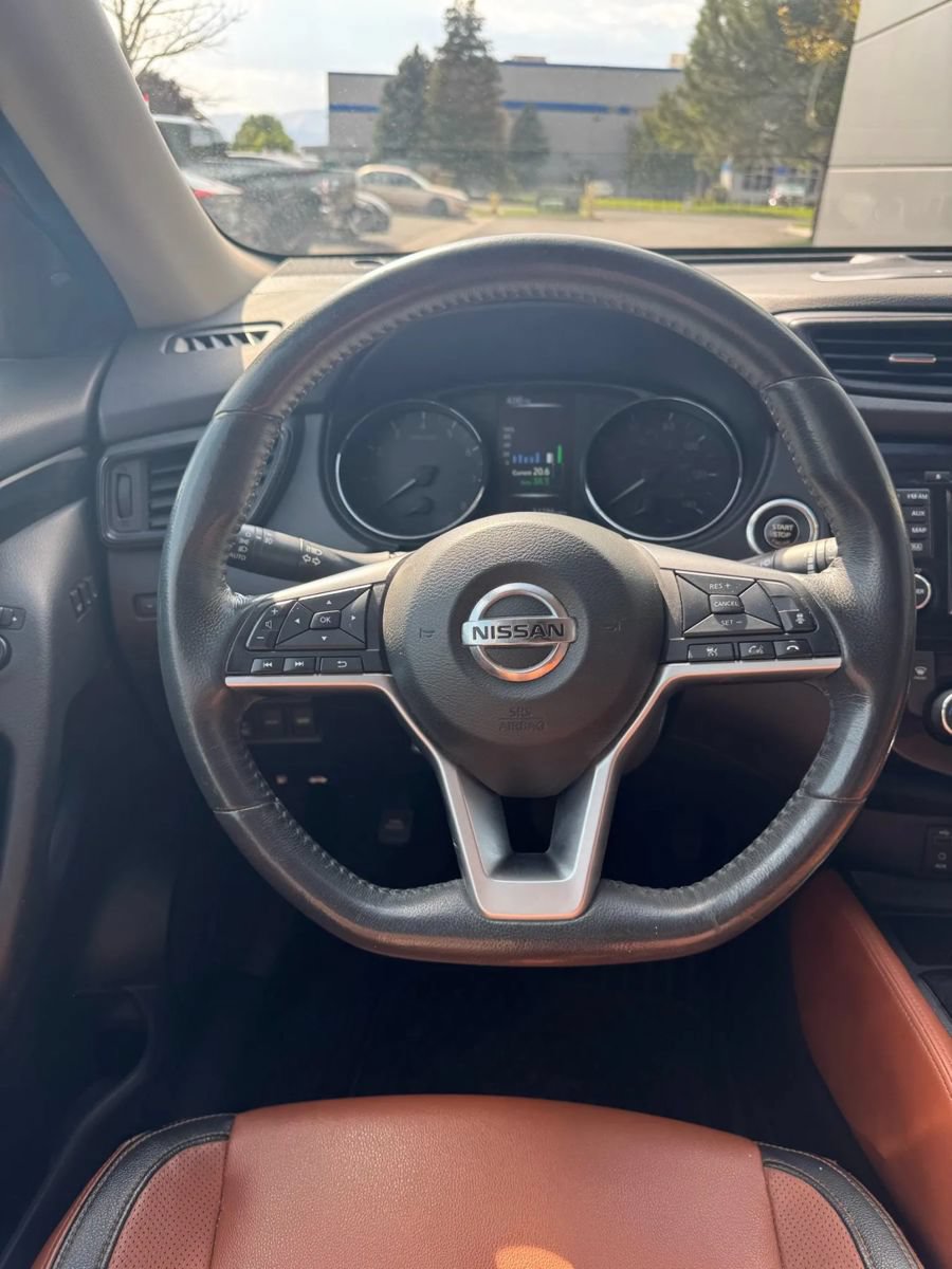 Used 2017 Nissan Rogue SL w/ SL Premium Package AWD/4WD image 15