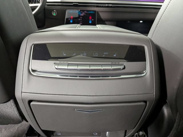 New 2026 Cadillac Escalade Luxury w/ LPO, Floor Liner Package AWD/4WD image 29