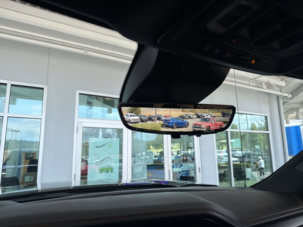 Certified 2024 GMC Sierra 1500 AT4 w/ Technology Package AWD/4WD image 36