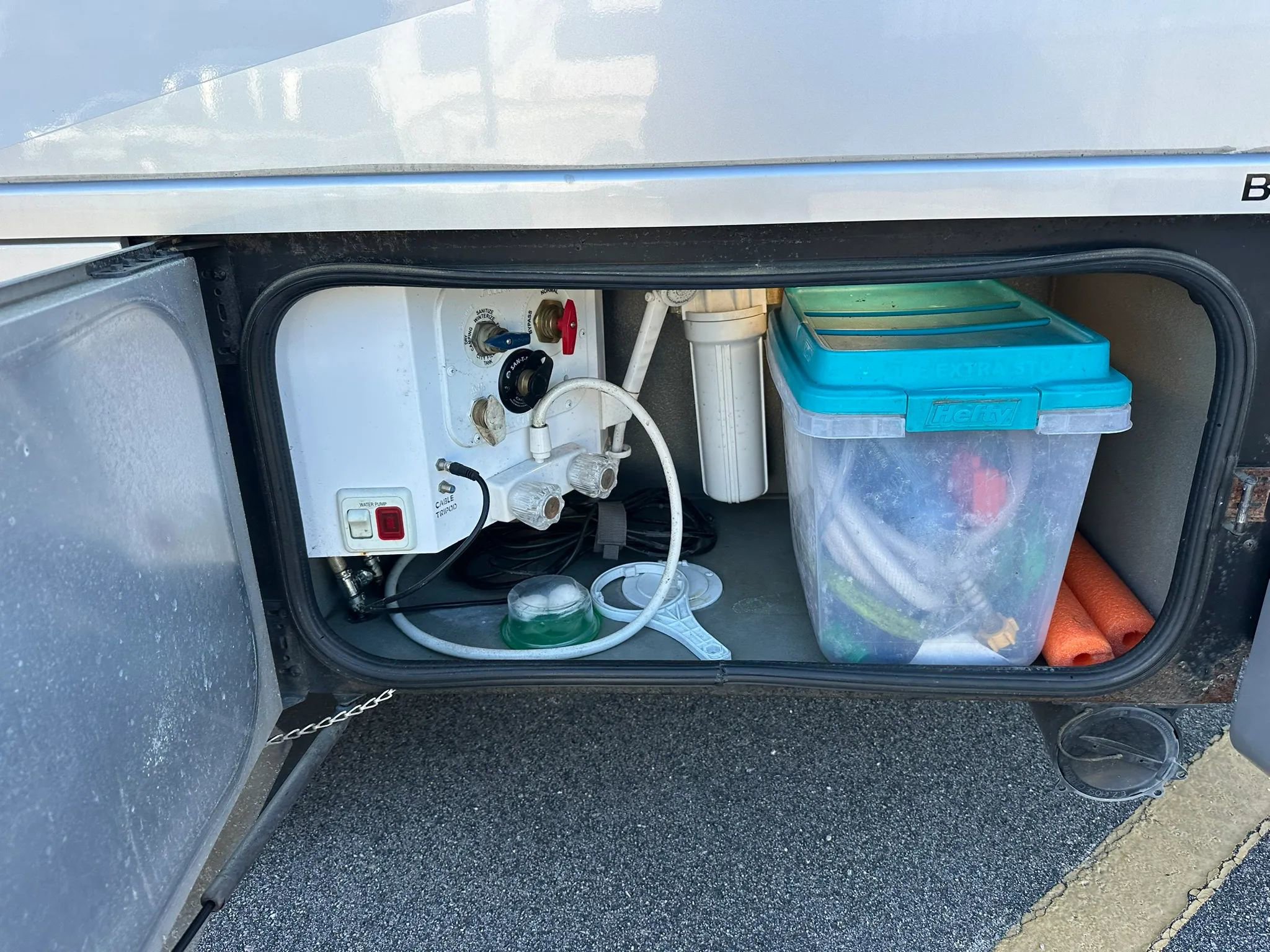 Used 2017 Mercedes-Benz Sprinter 3500 image 18