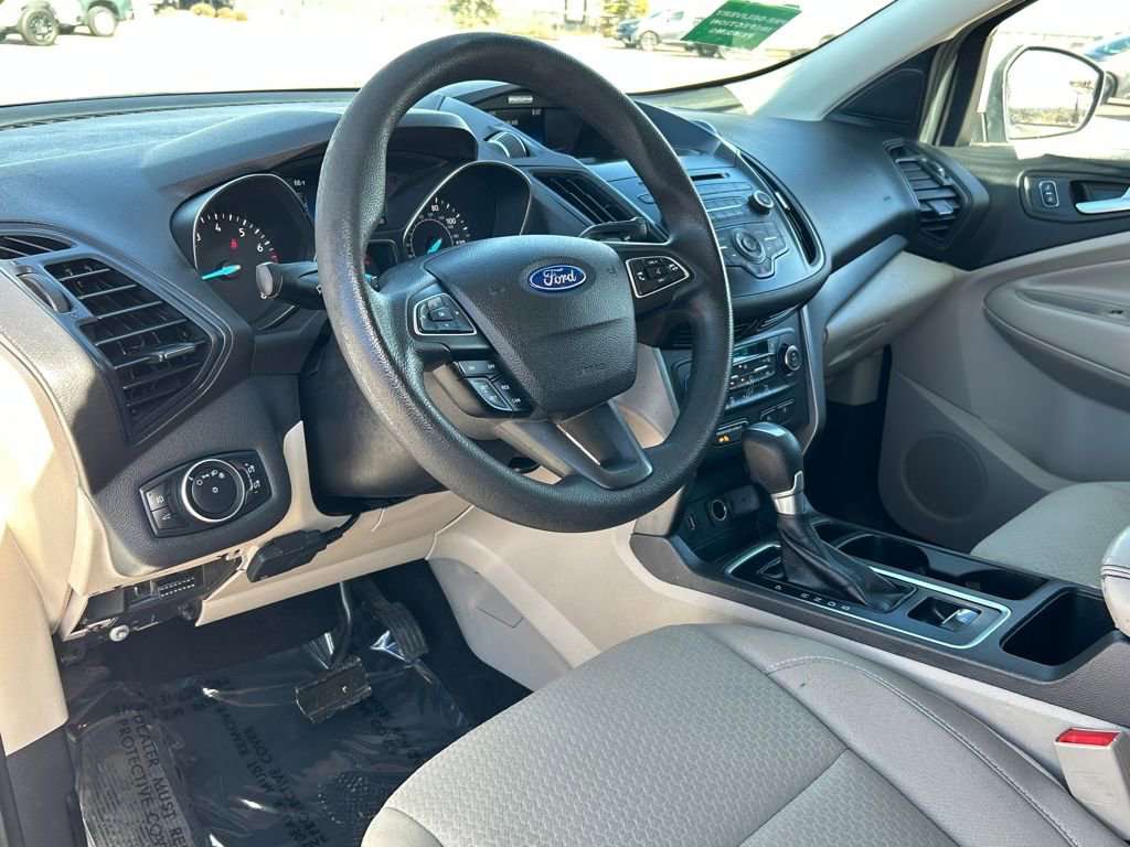 Used 2017 Ford Escape SE image 7