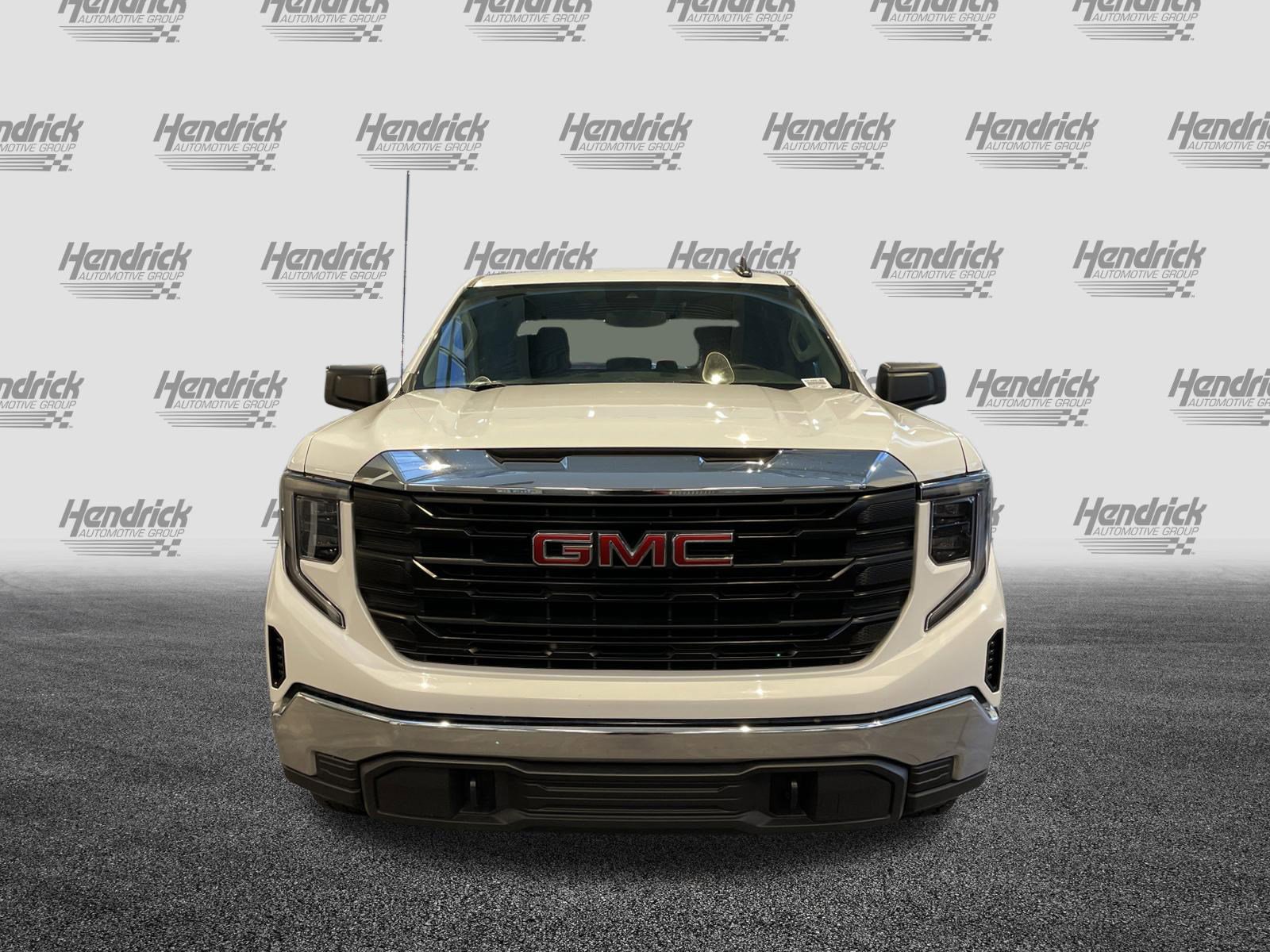 Used 2024 GMC Sierra 1500 Pro w/ Pro Value Package AWD/4WD image 3