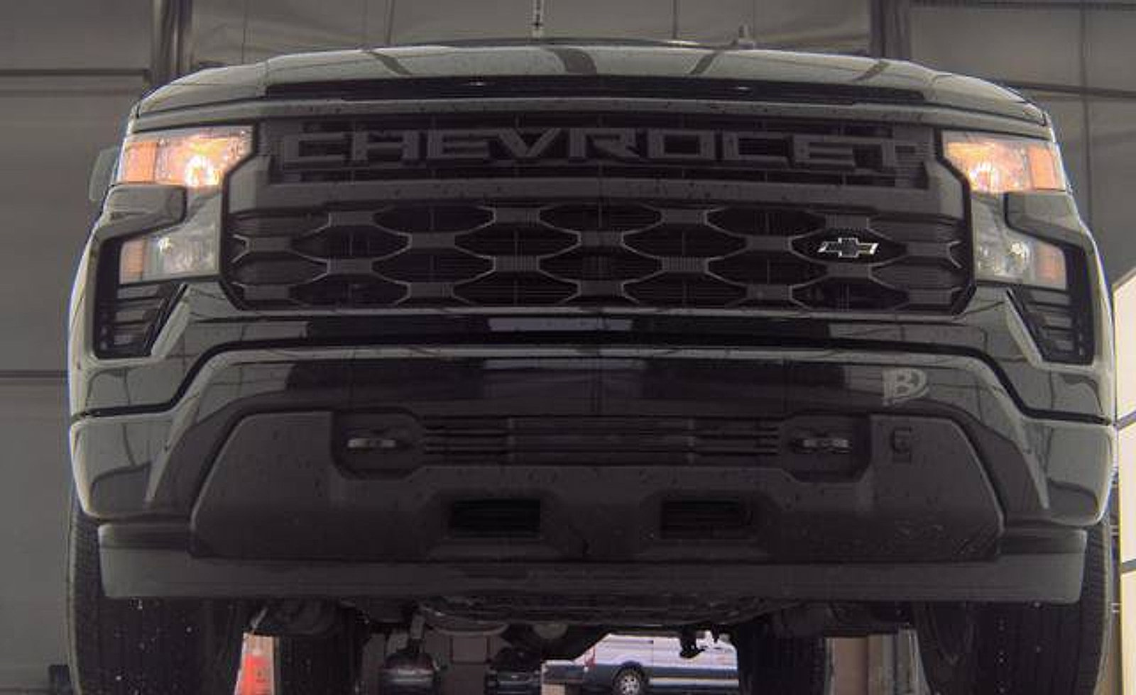 Used 2024 Chevrolet Silverado 1500 Custom w/ Rally Edition AWD/4WD image 8