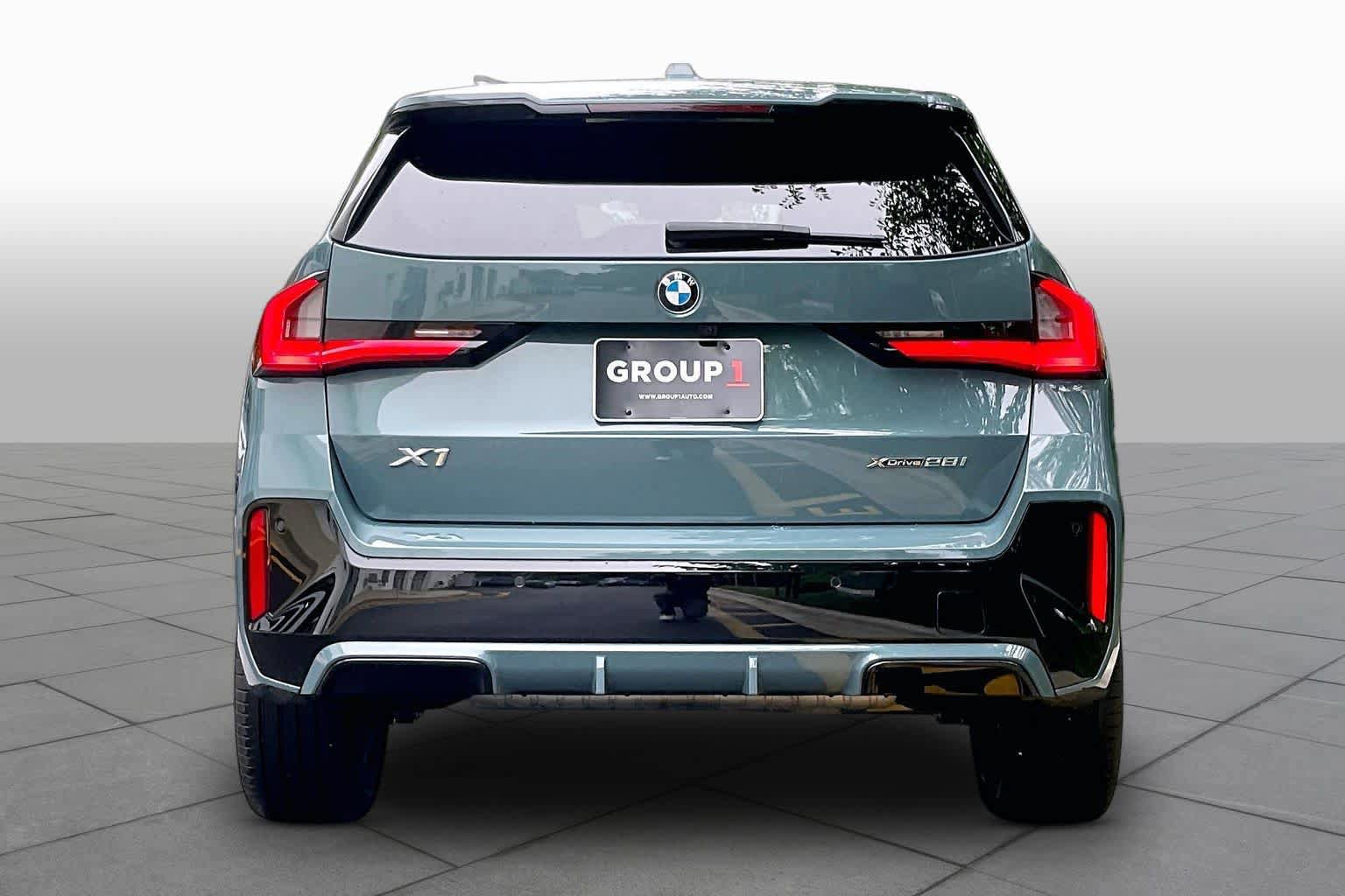 Certified 2023 BMW X1 xDrive28i w/ Premium Package AWD/4WD image 4