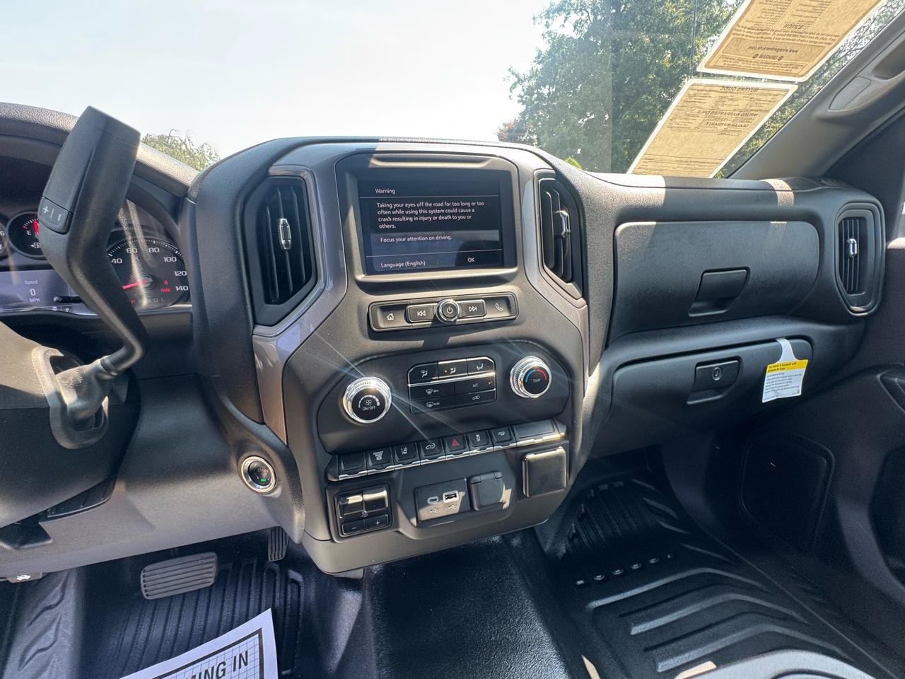 Used 2024 GMC Sierra 3500 Pro w/ Convenience Package RWD image 15