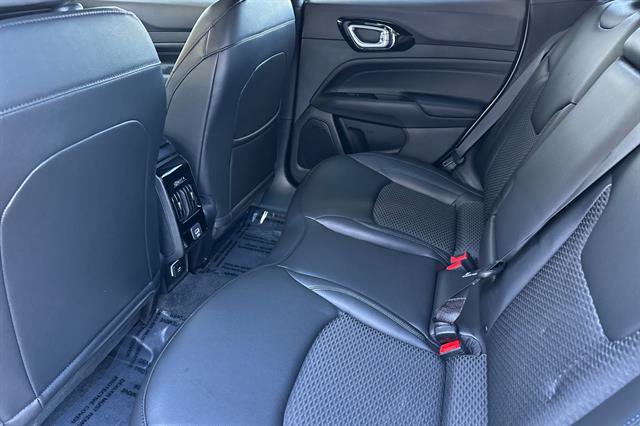 New 2026 Jeep Compass Latitude AWD/4WD image 9