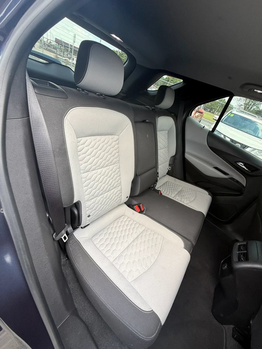Used 2018 Chevrolet Equinox LS FWD image 12