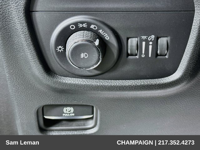 Used 2025 Jeep Grand Cherokee L Summit w/ Obsidian Package AWD/4WD image 10