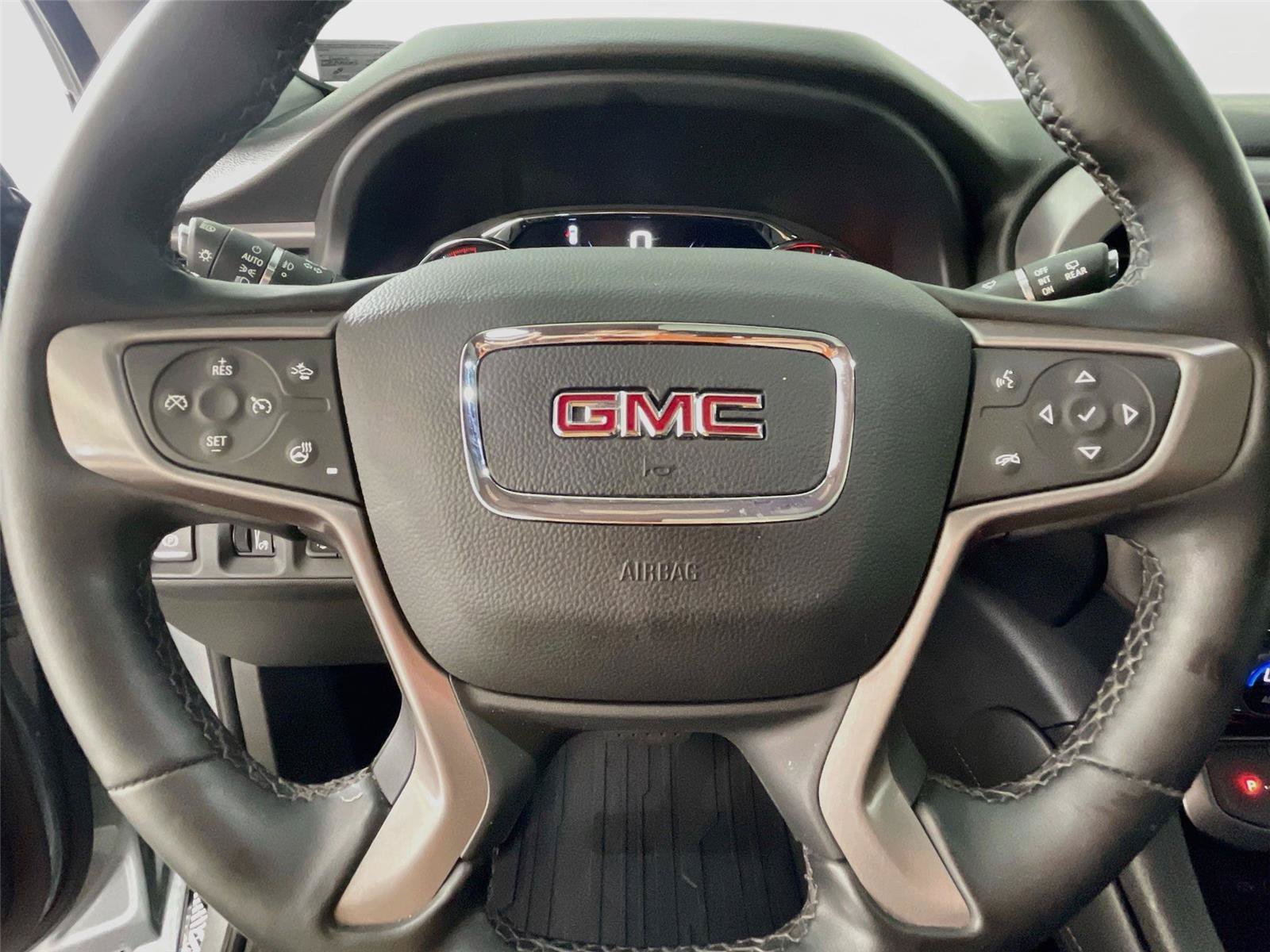 Used 2023 GMC Acadia AT4 w/ Technology Package AWD/4WD image 14