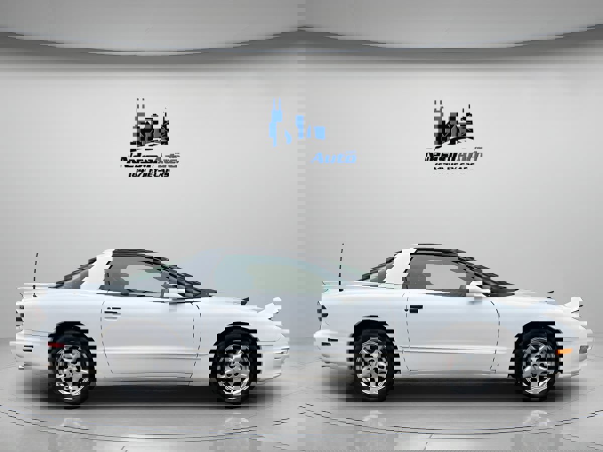 Used 1996 Pontiac Firebird Formula image 3