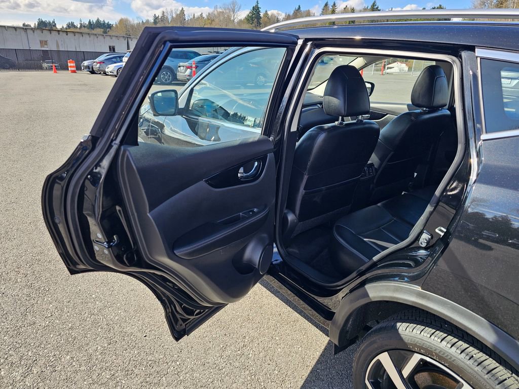 Certified 2022 Nissan Rogue Sport SL w/ Premium Package image 24