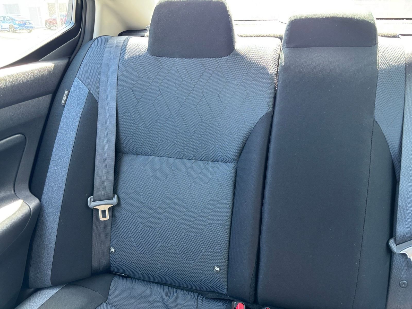 Used 2025 Nissan Versa SV FWD image 36