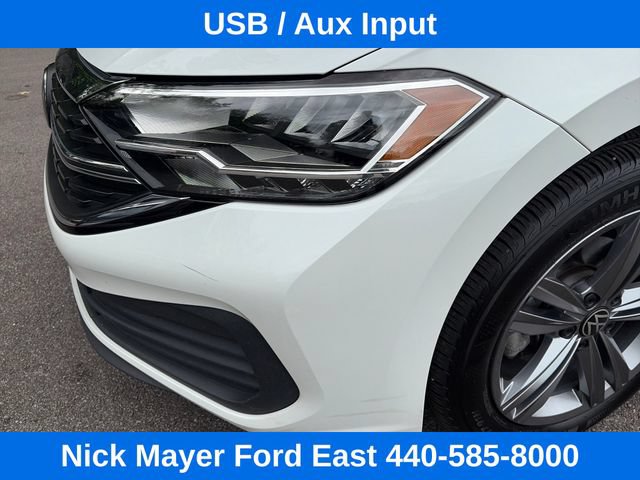 Used 2023 Volkswagen Jetta SE w/ Panoramic Sunroof Package FWD image 19