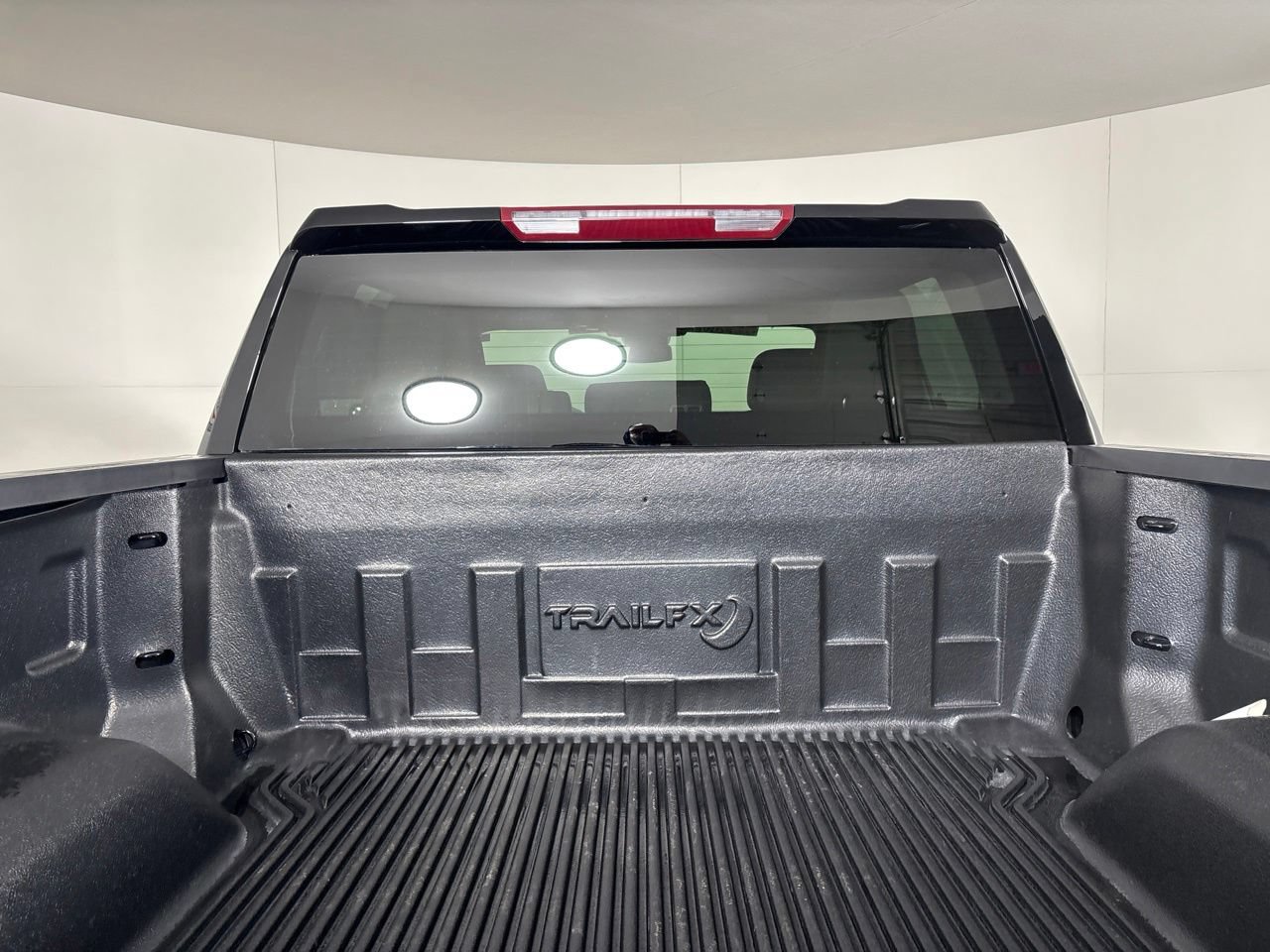 Used 2026 GMC Sierra 1500 SLT AWD/4WD image 25