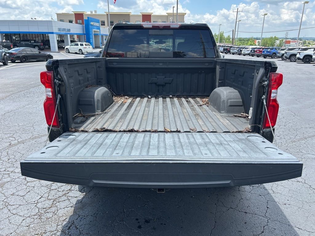 Used 2021 Chevrolet Silverado 1500 LT Trail Boss w/ Convenience Package II AWD/4WD image 38