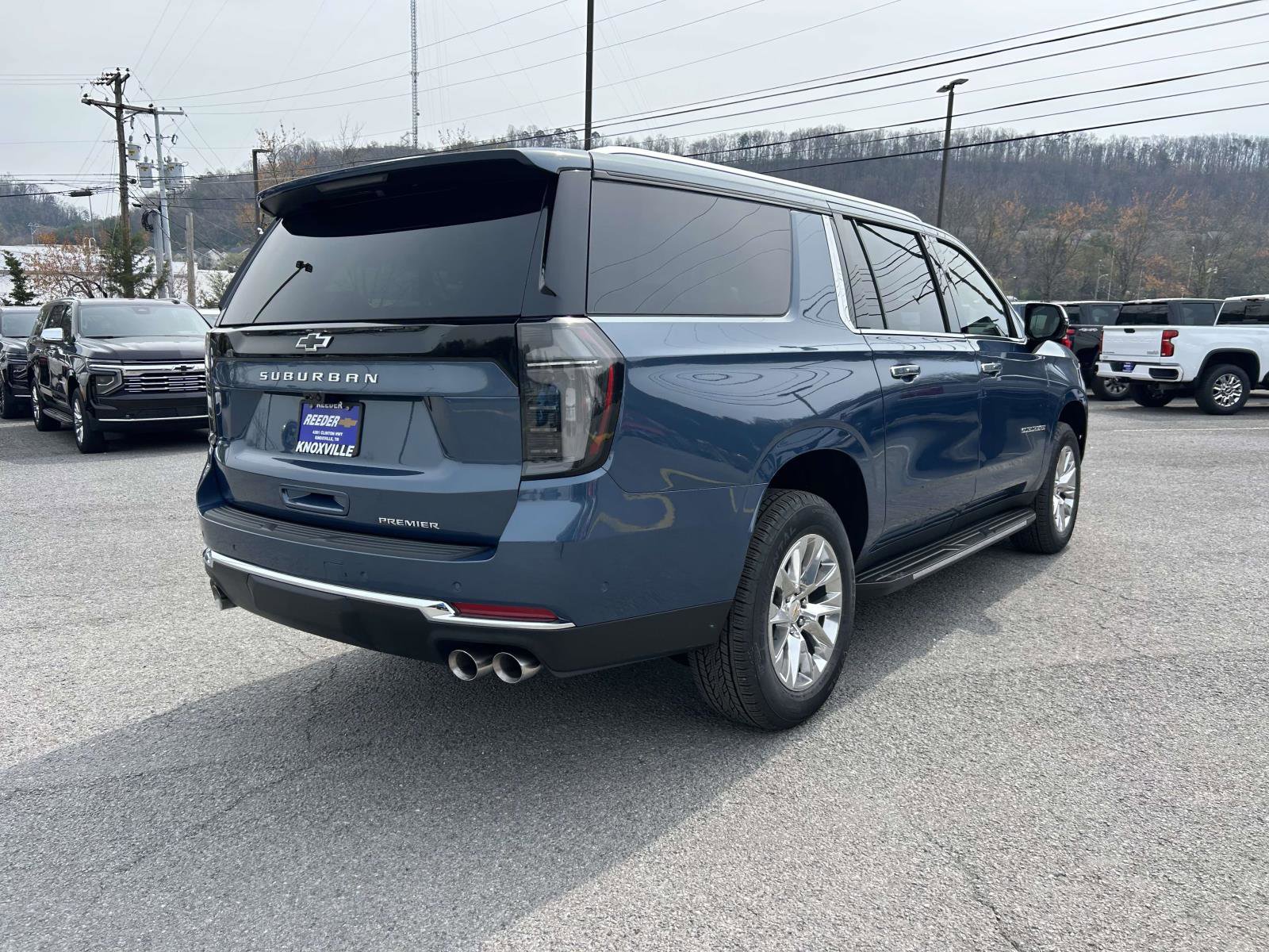 New 2026 Chevrolet Suburban Premier AWD/4WD image 3