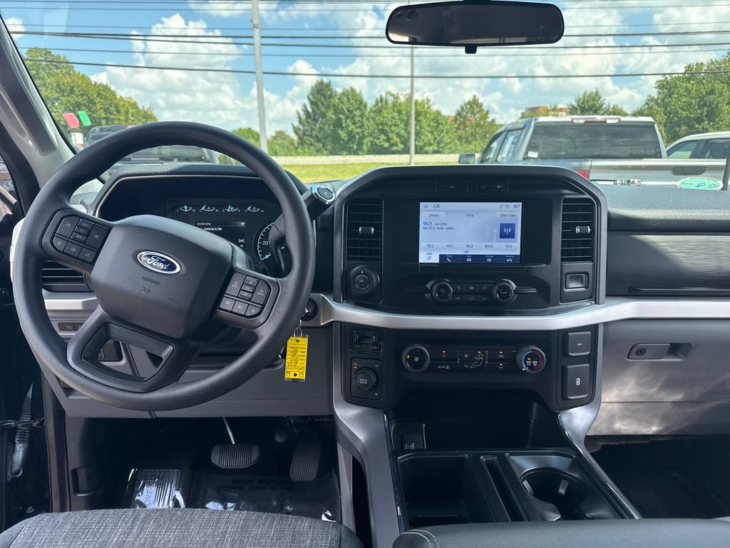 Used 2022 Ford F150 XLT w/ Trailer Tow Package AWD/4WD image 15