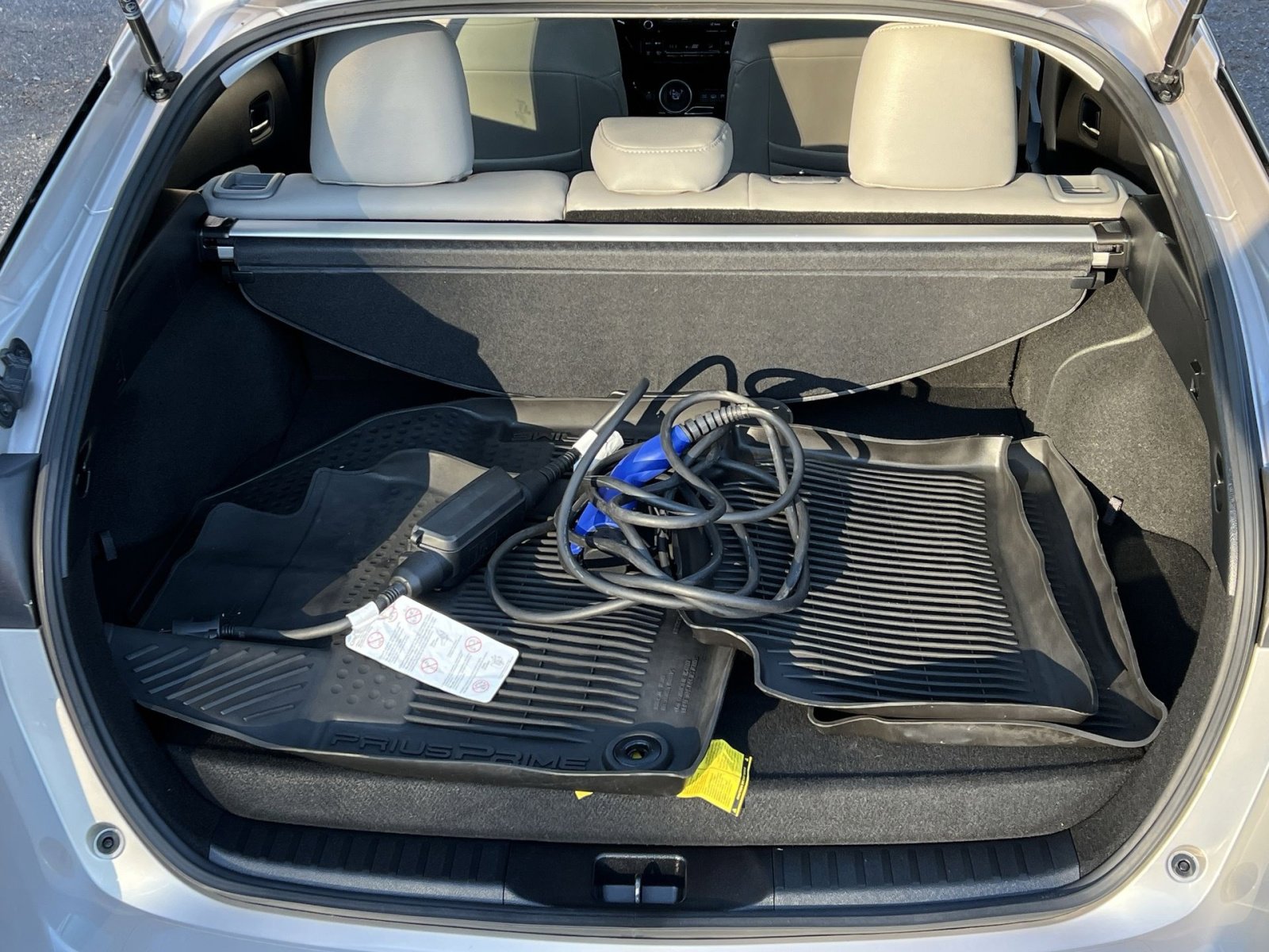 Used 2022 Toyota Prius Prime LE image 24