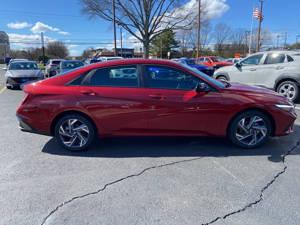 New 2025 Hyundai Elantra Sport w/ Cargo Package FWD image 2