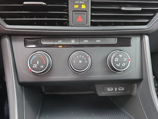 Certified 2023 Volkswagen Jetta S FWD image 17