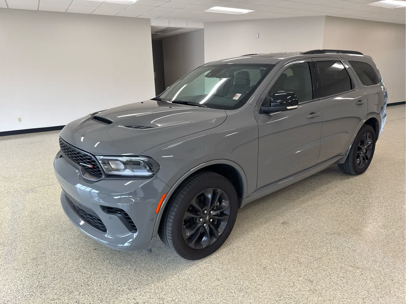 Used 2024 Dodge Durango GT AWD/4WD image 3