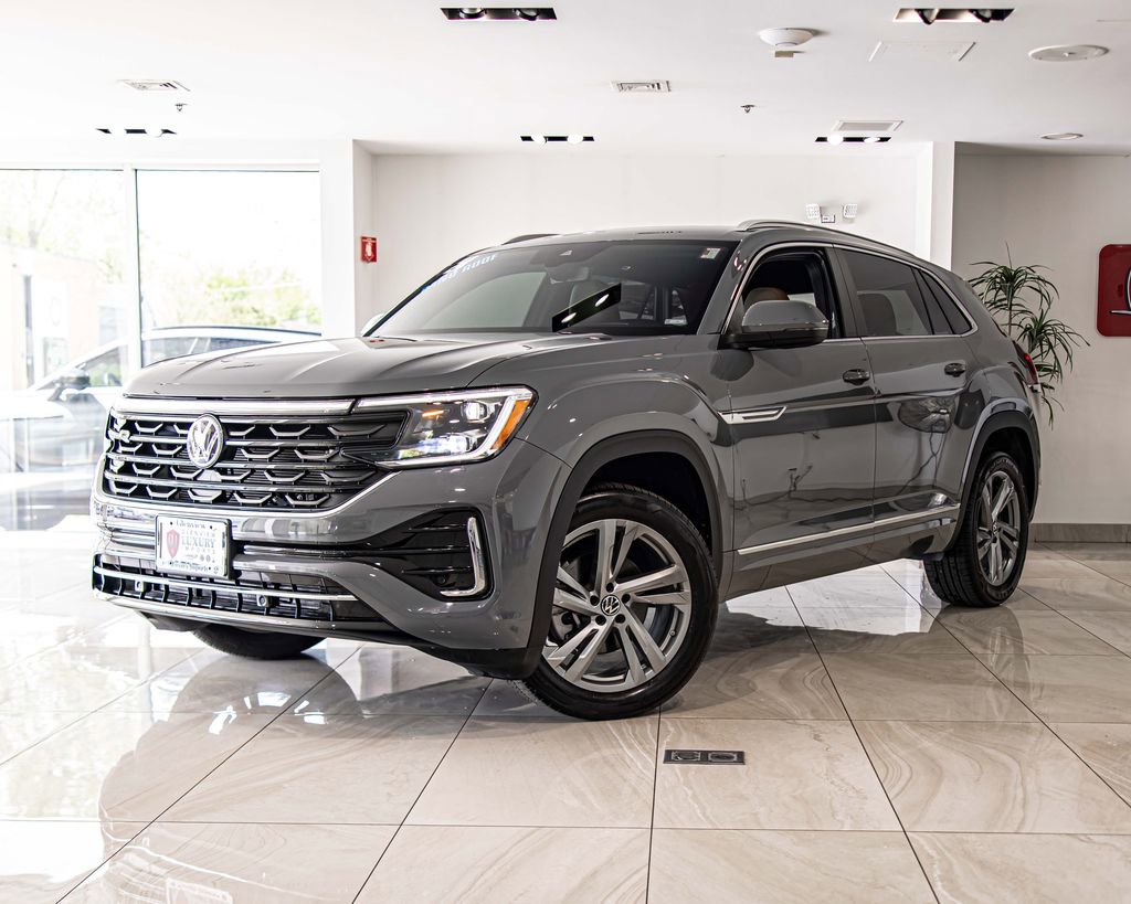 Used 2024 Volkswagen Atlas Cross Sport SEL R-Line AWD/4WD image 1