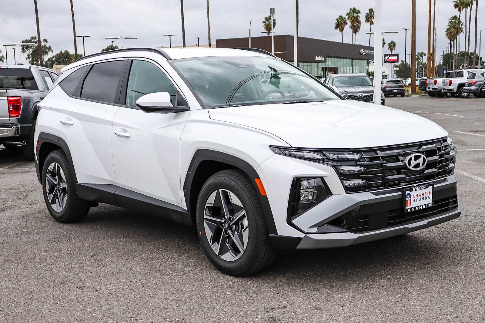 New 2026 Hyundai Tucson SEL FWD image 3