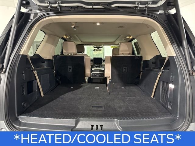 Used 2024 Ford Expedition Limited image 9