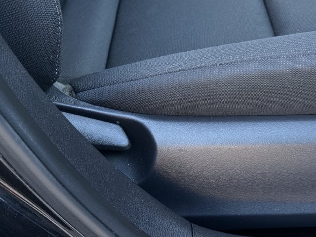 Used 2024 Toyota Corolla LE FWD image 29