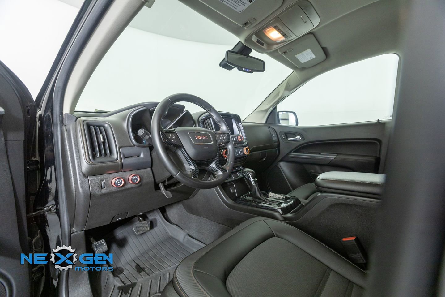 Used 2022 GMC Canyon AT4 AWD/4WD image 10