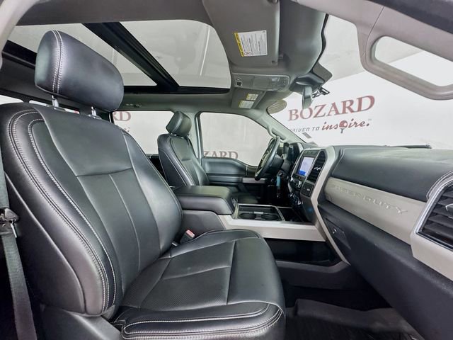 Used 2020 Ford F350 Lariat w/ Chrome Package image 32