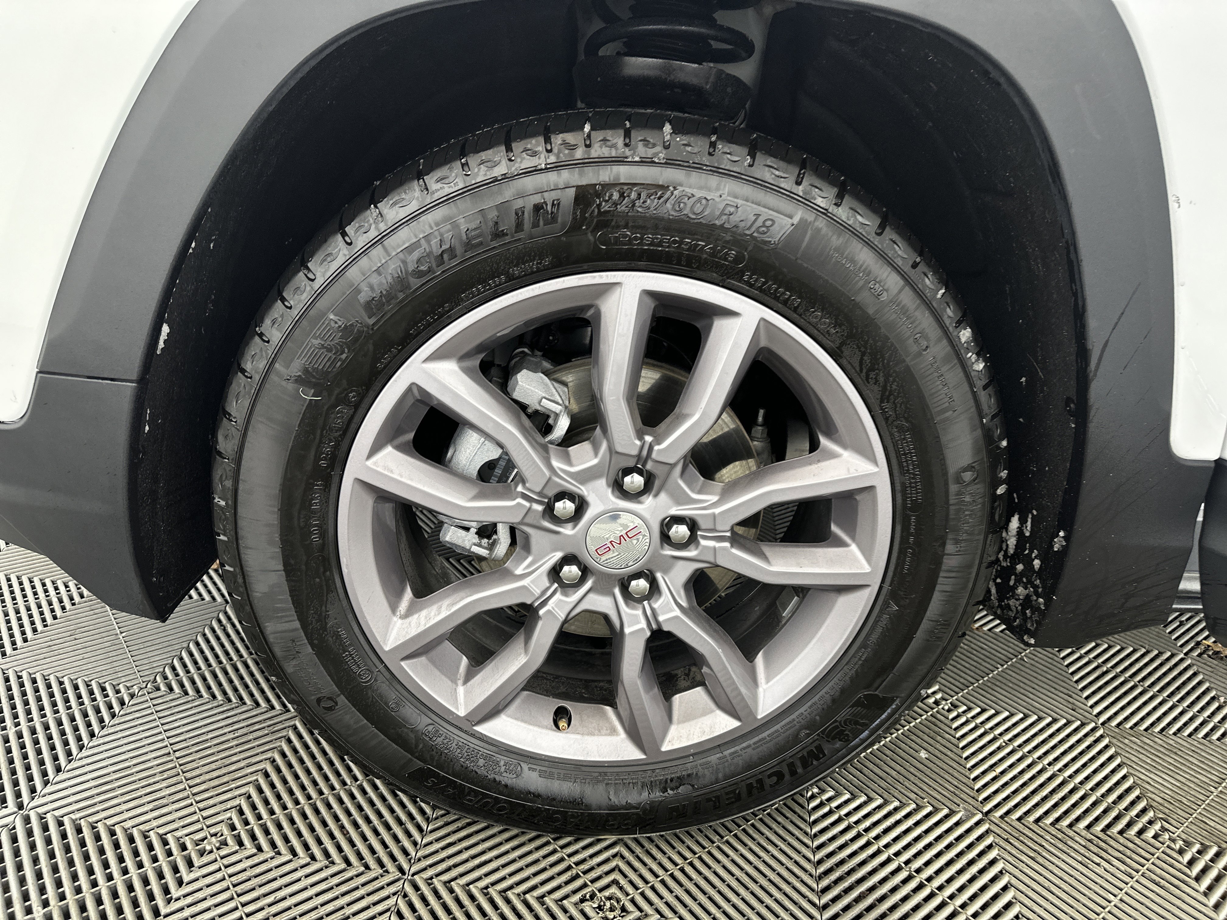 Certified 2024 GMC Terrain SLT image 13