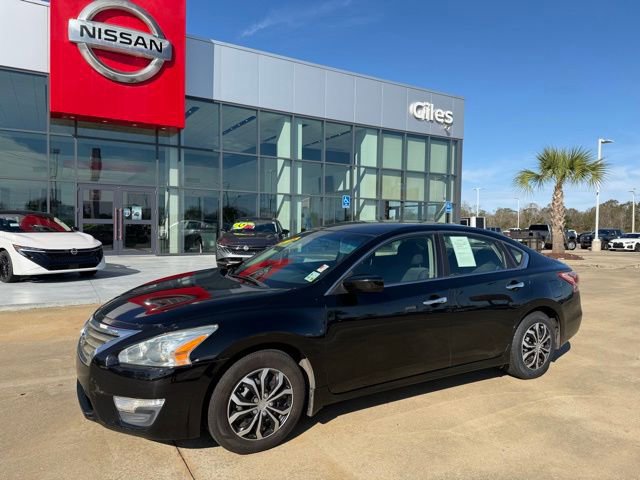 Used 2013 Nissan Altima 2.5 S image 1