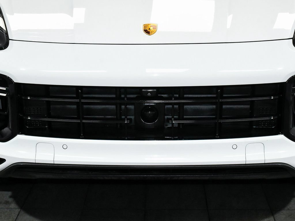 Used 2023 Porsche Cayenne Turbo S AWD/4WD image 80