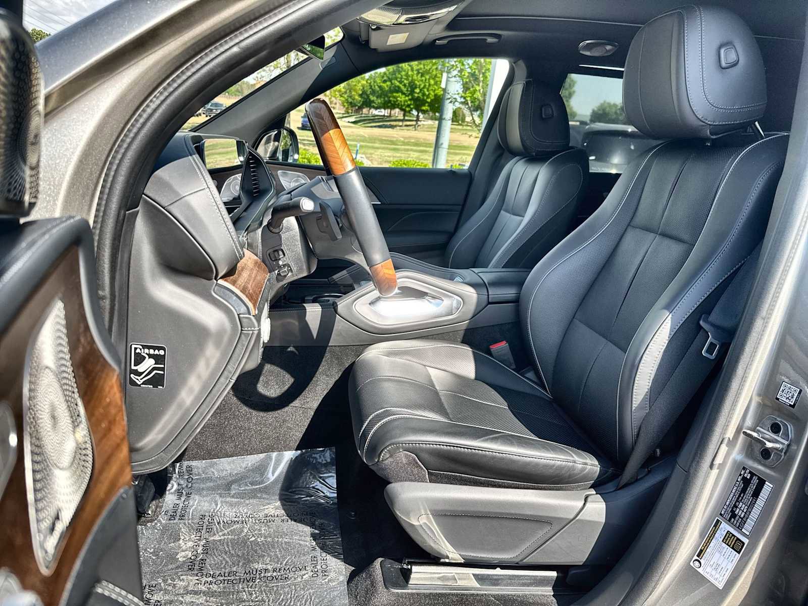 Certified 2023 Mercedes-Benz Maybach GLS 600 4MATIC image 3