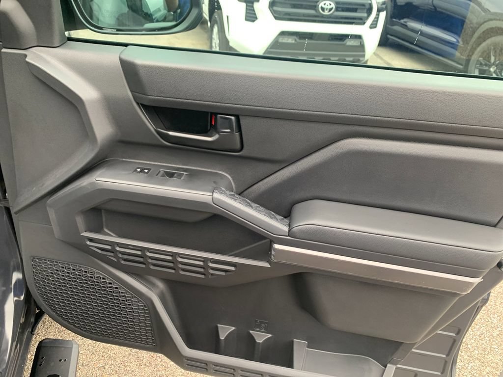 New 2026 Toyota Tacoma SR5 AWD/4WD image 19