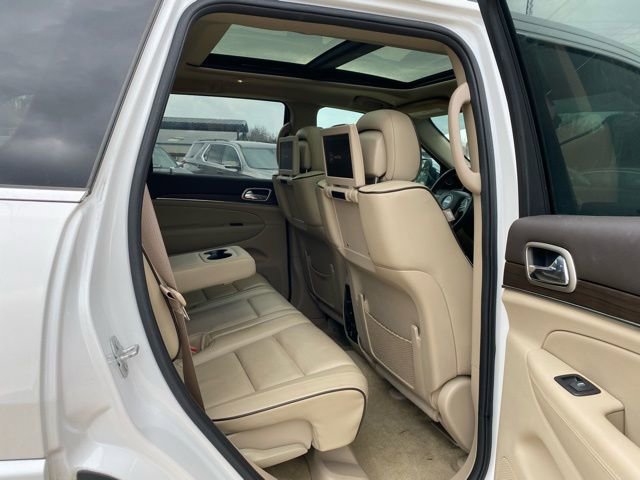 Used 2017 Jeep Grand Cherokee Overland image 11