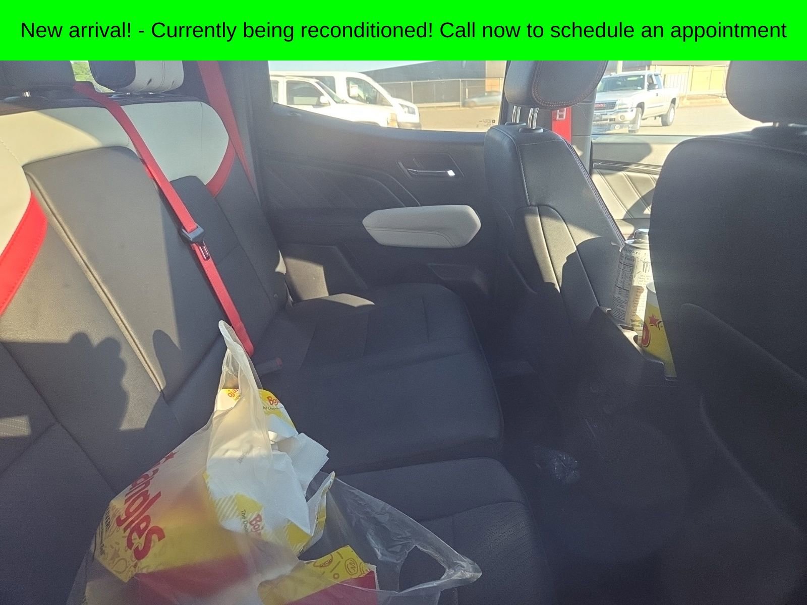 Used 2024 GMC Canyon AT4X image 10