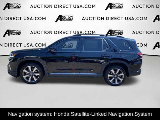 Used 2025 Honda Pilot Elite image 3