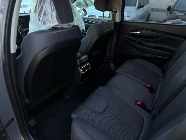 Used 2023 Hyundai Santa Fe SE image 18