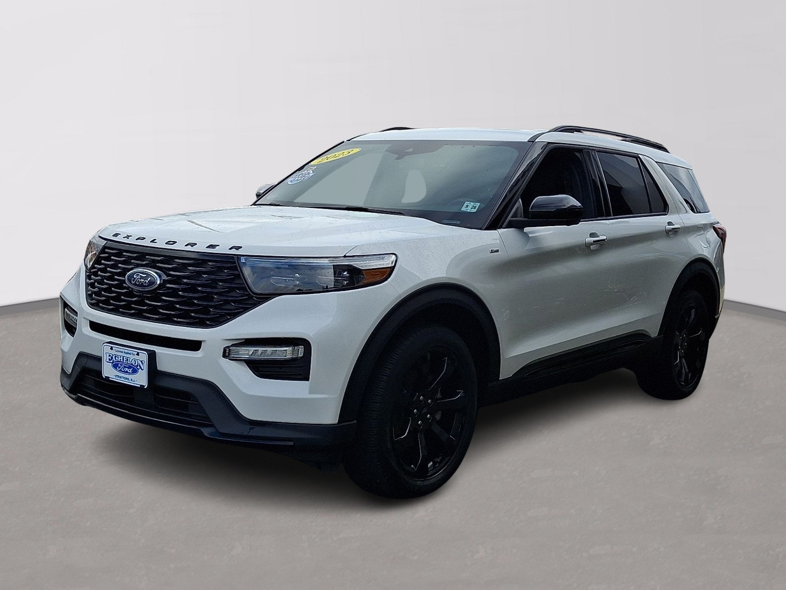 Certified 2023 Ford Explorer ST-Line w/ Class IV Trailer Tow Package AWD/4WD image 3