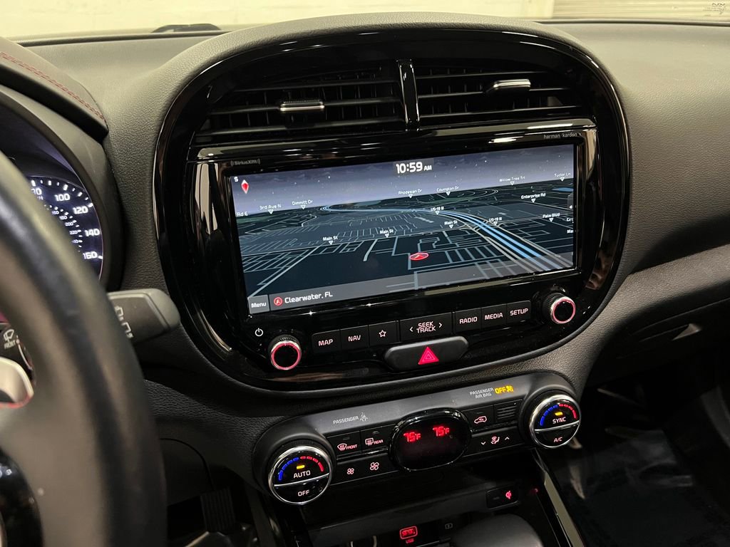 Used 2022 Kia Soul Turbo image 18