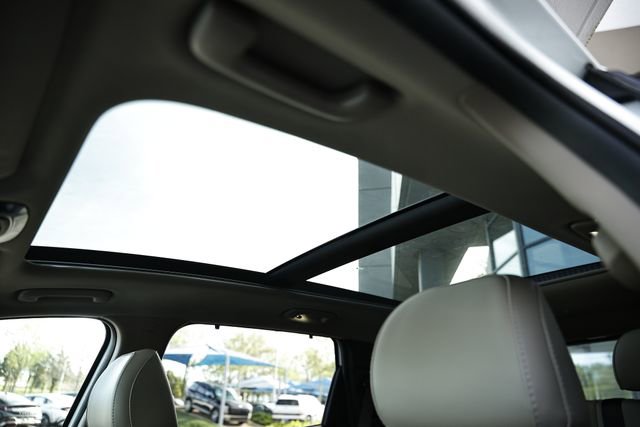 Used 2022 Hyundai Santa Fe SEL w/ Convenience + Premium Package image 19