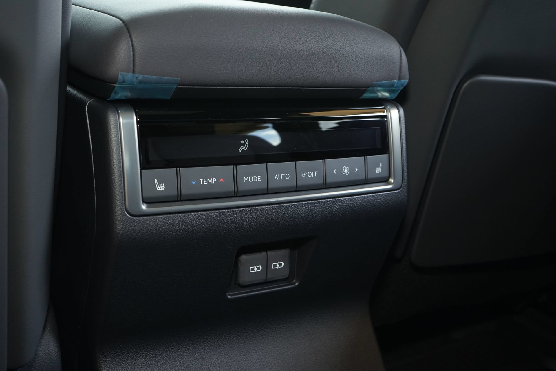 Used 2026 Lexus GX 550 w/ Accessory Package (2T) AWD/4WD image 16